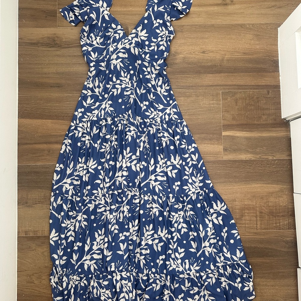 Elegant Blue and White Floral Dress